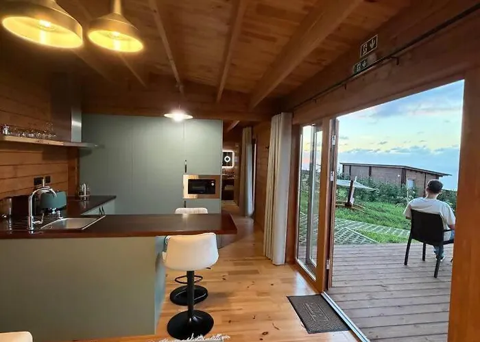 Chalet Sunset Eco Shelter 5 *